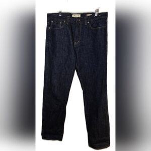 Madewell Men's dark wash straight legs jeans. In excellent condition, 32/32